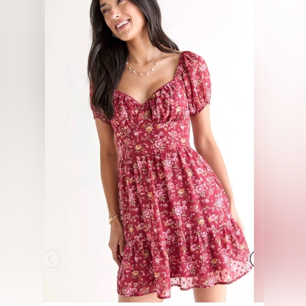 Trixxi Rose Floral Sweetheart Midi Dress